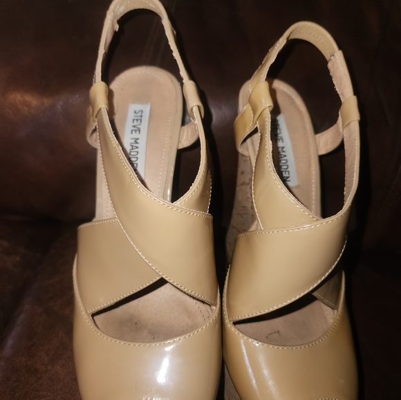 Shoes - Womens Designer shoes